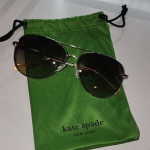 Kate Spade Silver Frame Sunglasses - No Scratches, Brand New Condition